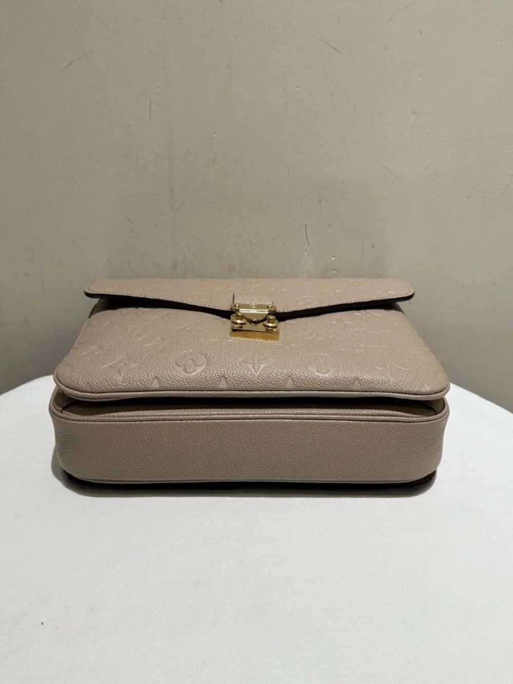 Louis Vuitton Pochette Métis Grey Monogram Empreinte Leather Messenger Bag